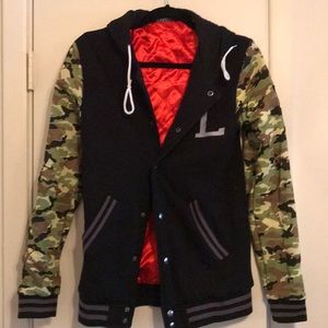 Versa Limited jacket